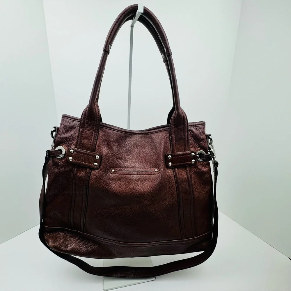 B. Markowsky soft pebbled leather satchel handbag tote. Silver tone hardware.